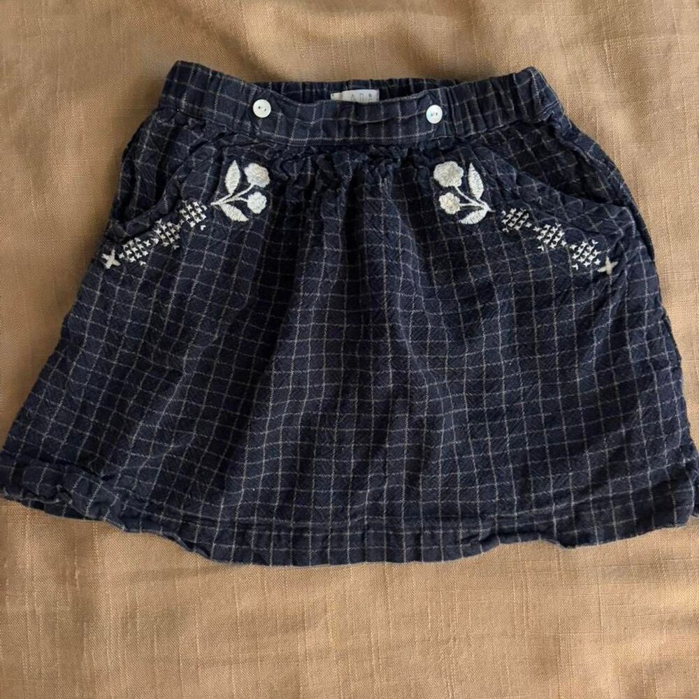 Unbranded Women's Navy and Black Skirt